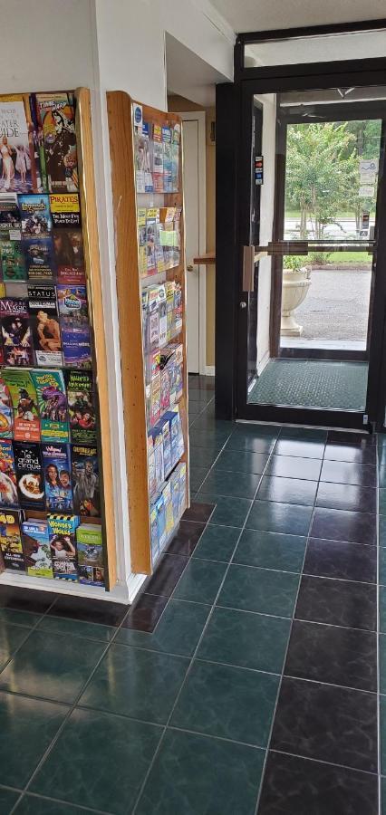 Conway Express Inn エクステリア 写真