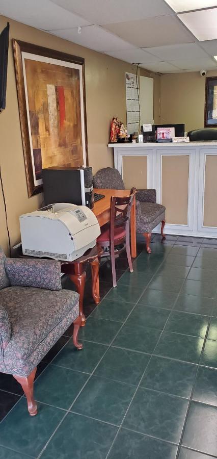 Conway Express Inn エクステリア 写真