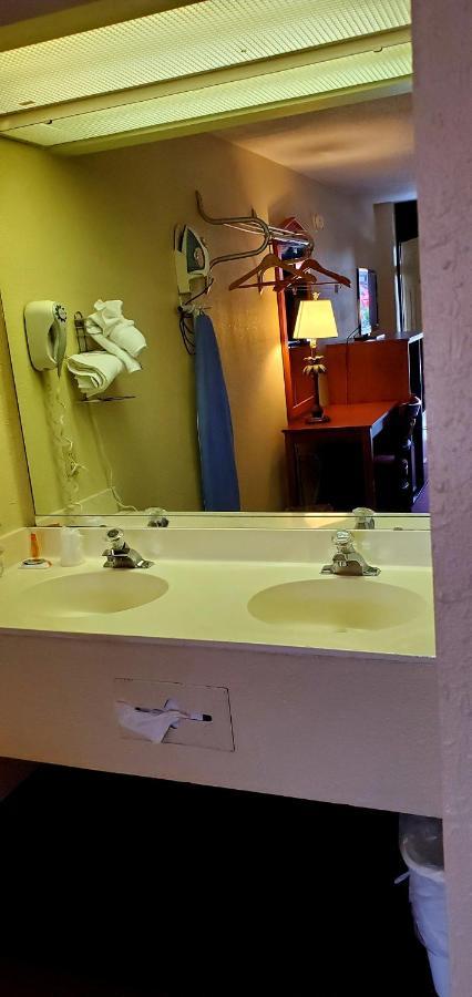 Conway Express Inn エクステリア 写真